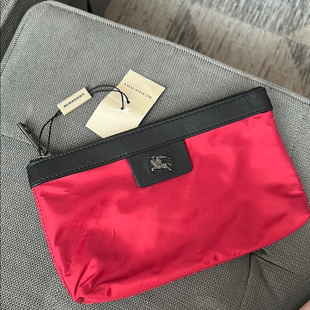 Burberry Red and Black nylon pouch NWT 100% authentic - Picture 1 of 6